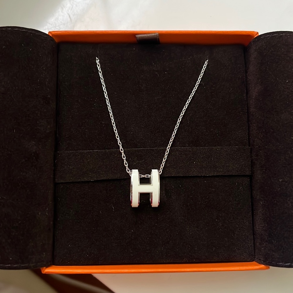 Authentic Brand New Hermes Hpop Necklance White